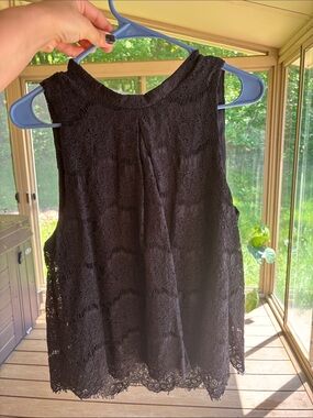 Black Lace Sleeveless Women's Top